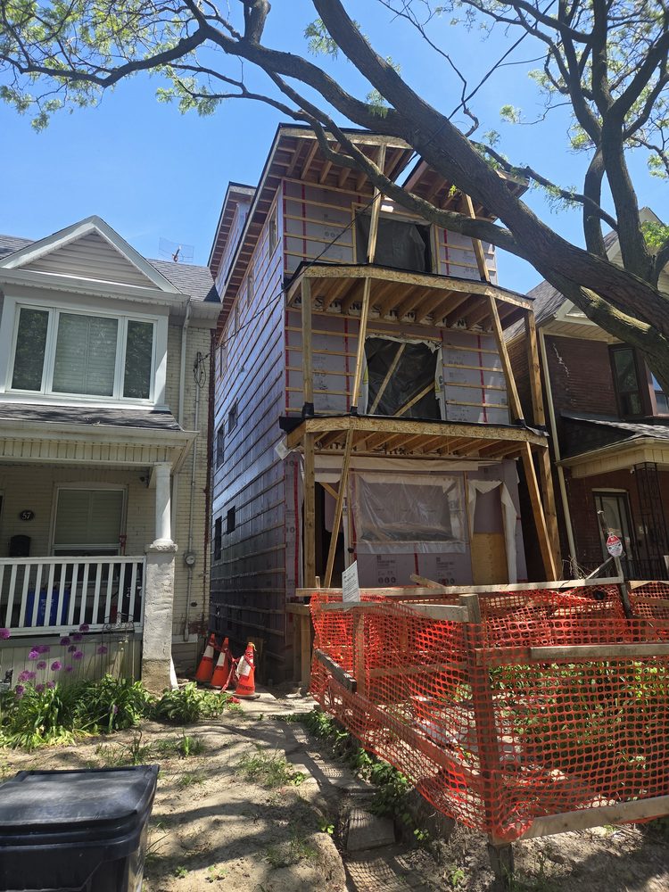 Fourplex House — Downtown Toronto